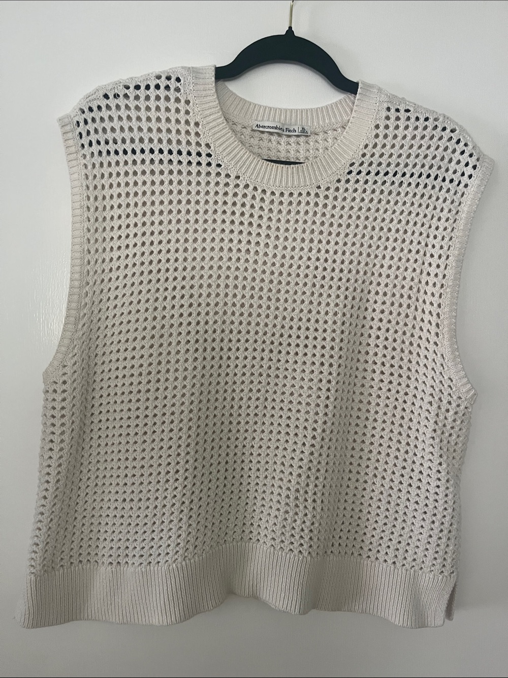 Abercrombie & Fitch Off-White Open-Weave Sweater Vest/Tank